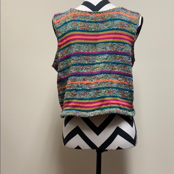 Hand knit crop tank - Picture 2 of 2
